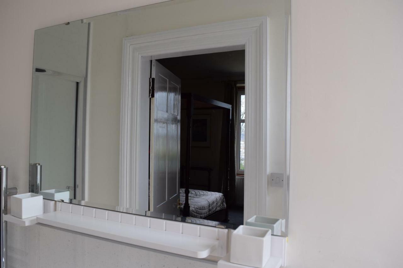 Period House / Entire Upstairs Flat Leilighet Inverness Eksteriør bilde